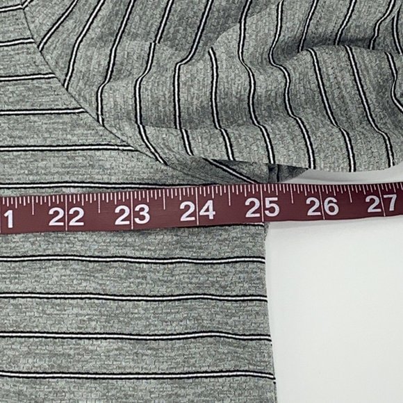 Men’s Duluth Trading Co Armachillo Cooling Short Sleeve Polo Shirt Gray L NWT - Picture 9 of 9